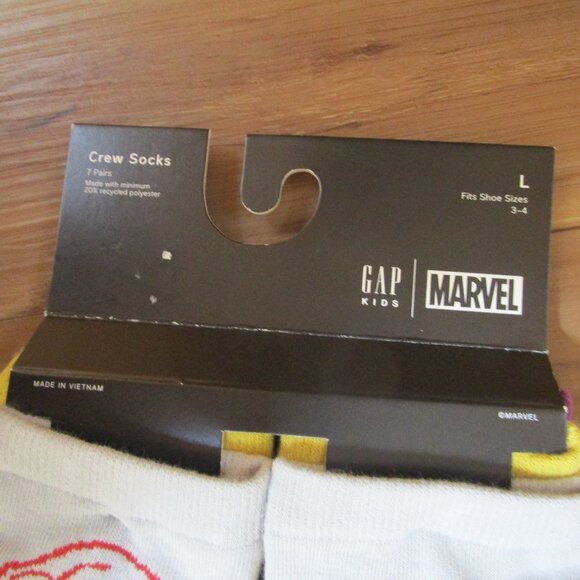 New GAP KIDS - MARVEL Avengers Crew Socks 7 Pair Size Large fits Shoe Size 3-4 - Picture 4 of 9